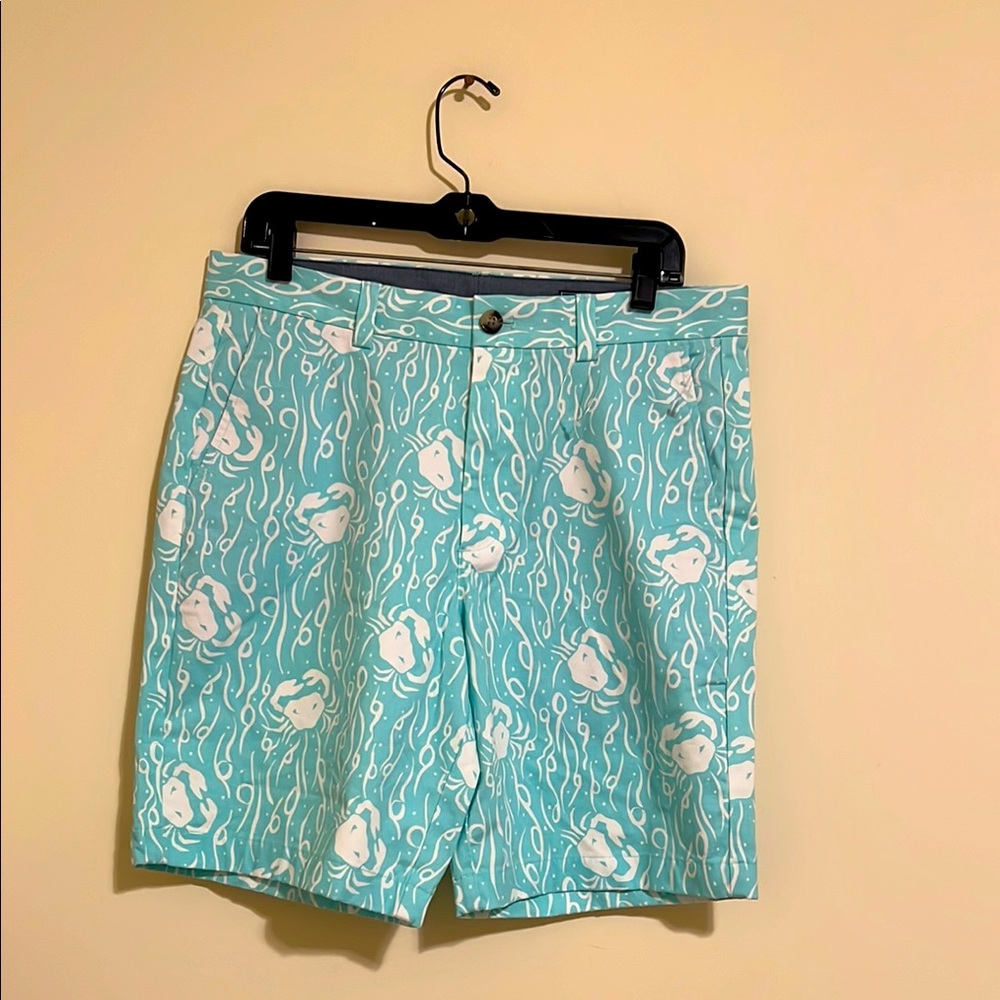 NEW Vineyard vines men Teal Shorts with White crabs Pattern size 32